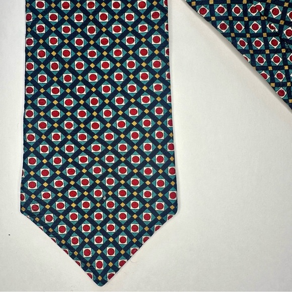 Courchevel By Damon Geometric Patterned Silk Hand Made Classic Tie - Picture 6 of 6